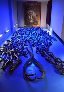 The chain, now on display in the Military Museum, Harbiye
