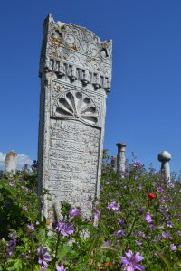 Ottoman headstones beside the turbe