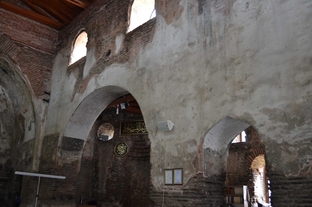 nave-and-aisle
