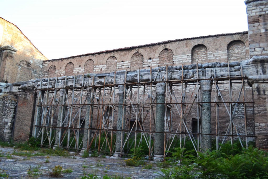 north-colonnade